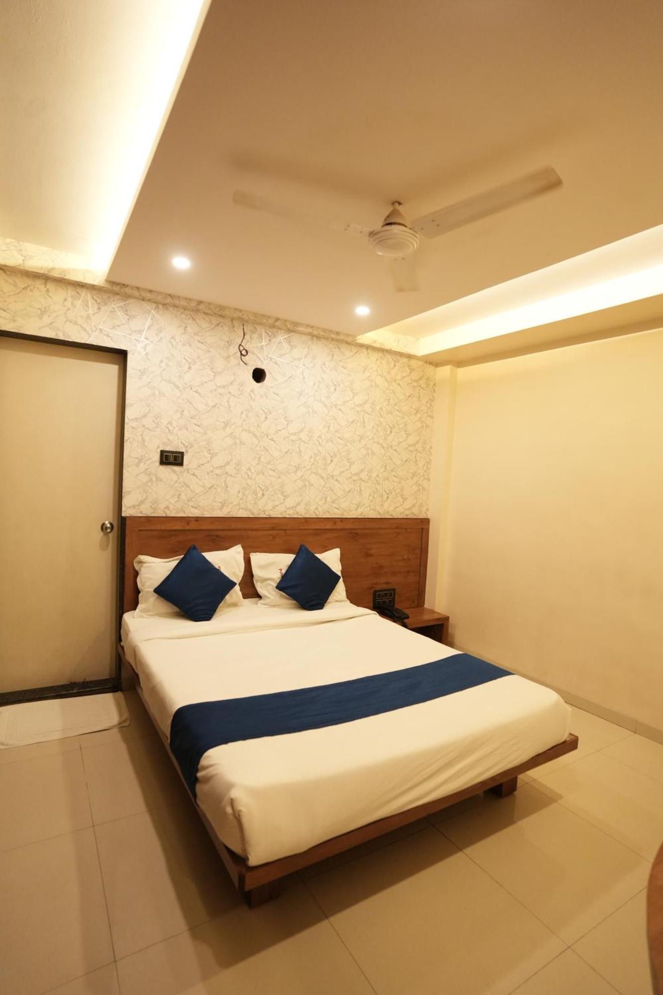 Hotel Gate Narhe, 3*