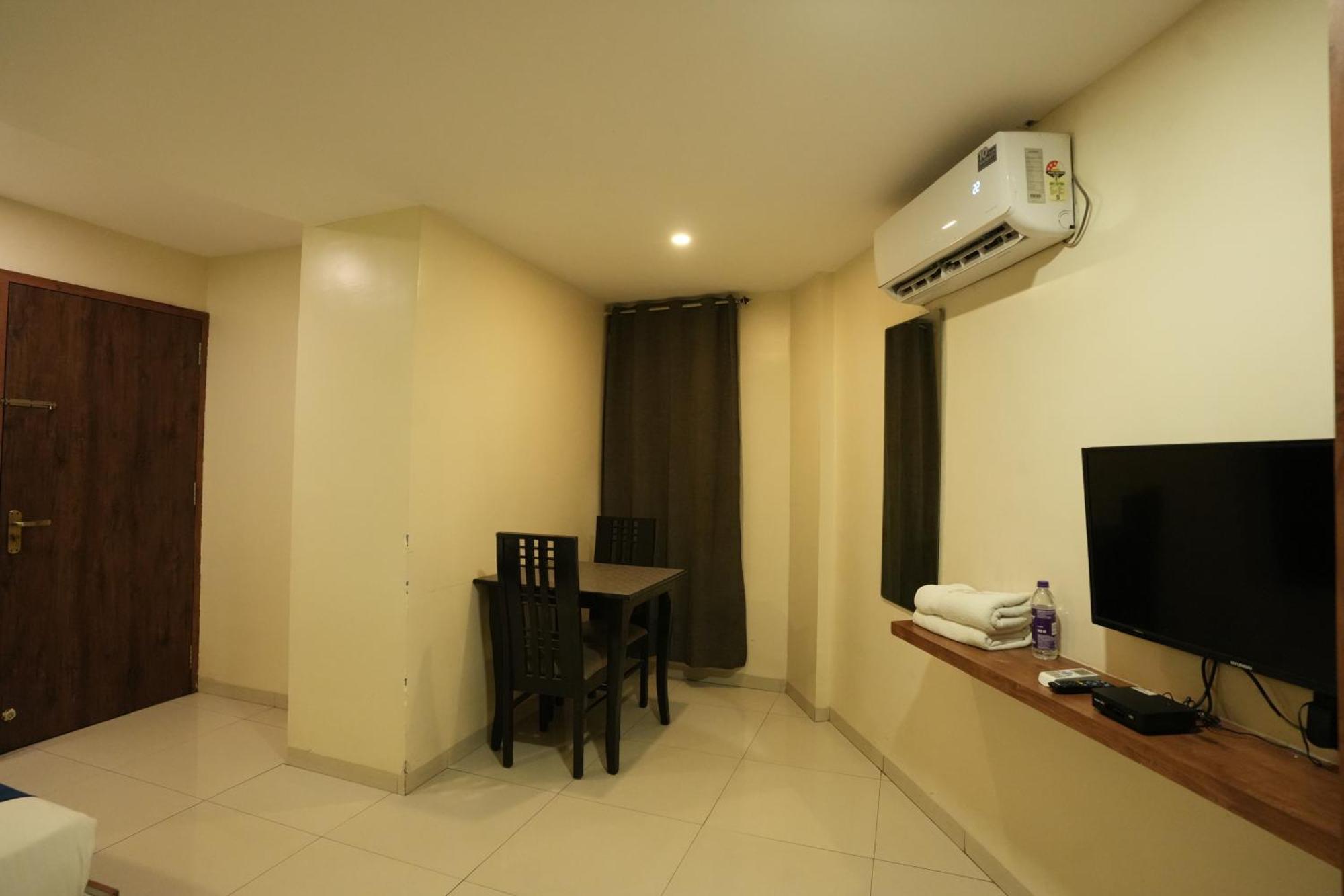 Gate Narhe, Hotel 3*