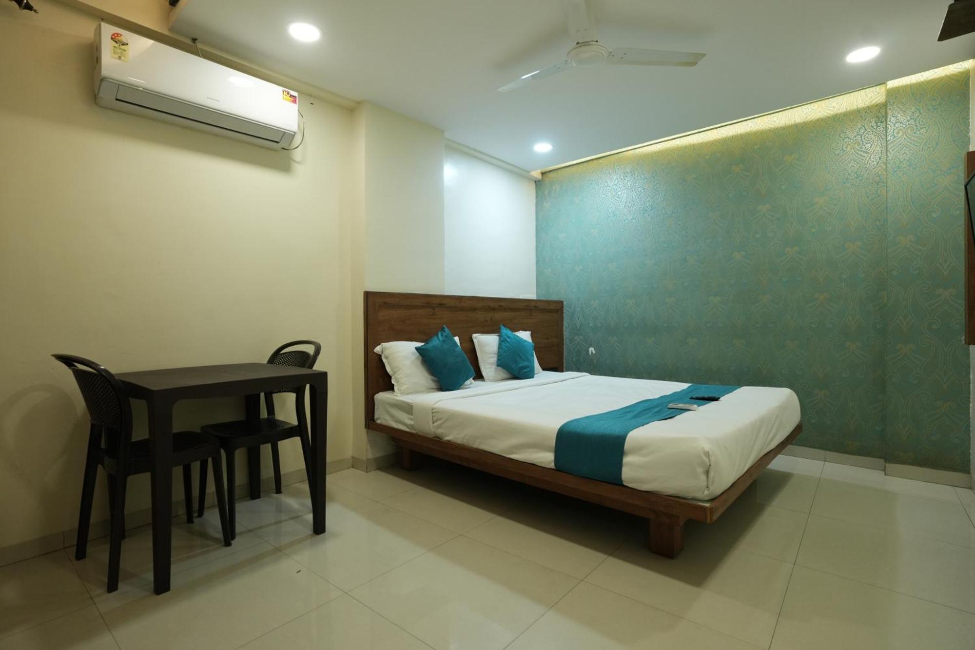 Hotel Gate Narhe, Pune