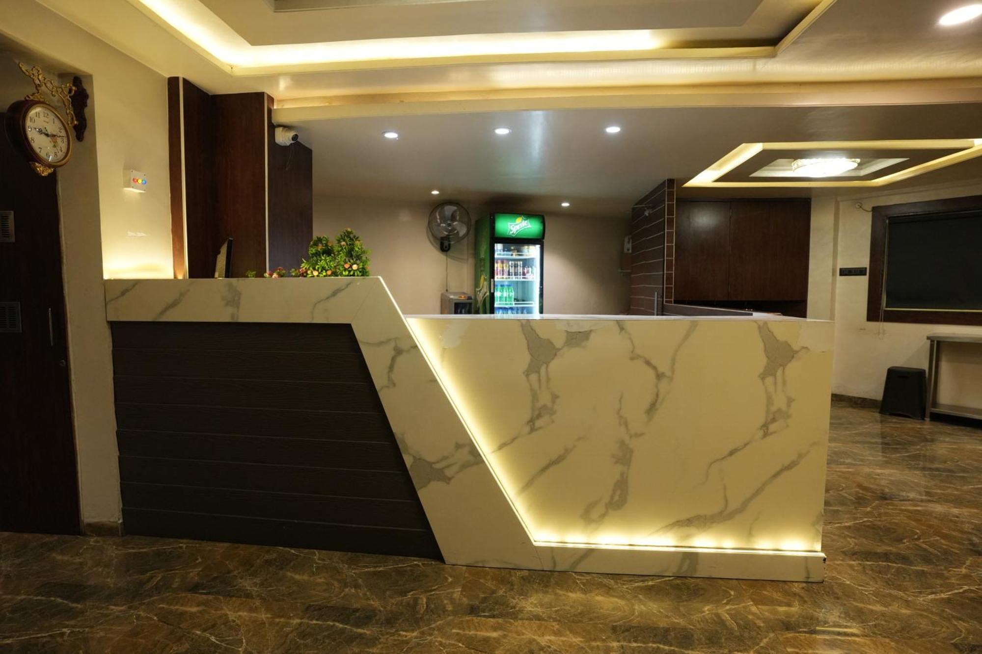 Hotel Gate Narhe, Pune